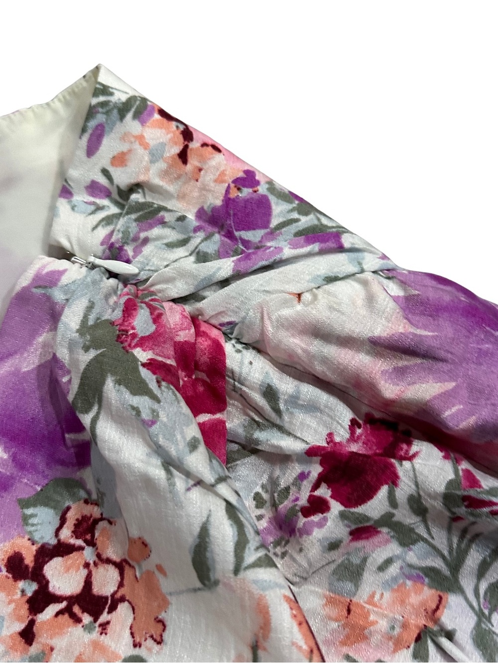 Express Women Size 8 Skirt Pink Woven Zip Button Waist Floral NWT $68 MSRP - Picture 3 of 7